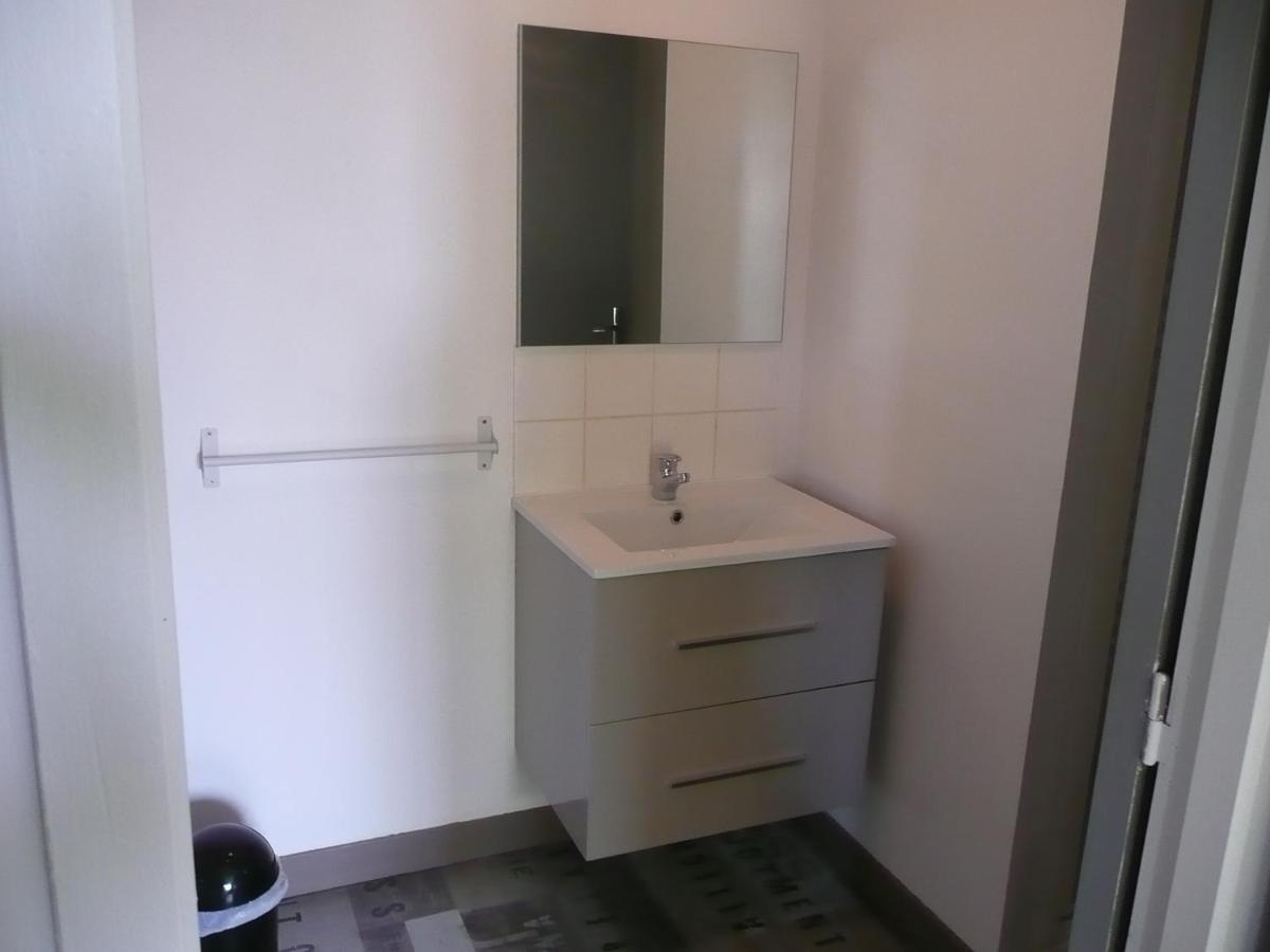 Appartement Tout Confort En Mezzanine A 20Mn A Pied Du Centre-Ville Avec Tv Et Wifi Ла Рошел Екстериор снимка